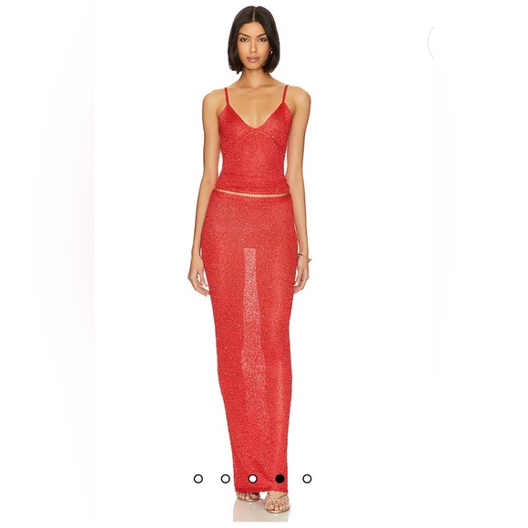 Red asta resort set - Picture 1 of 2